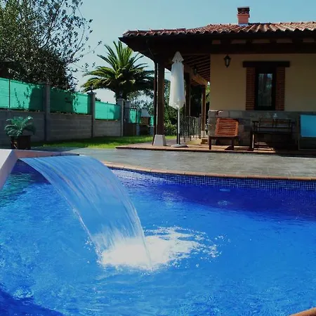 Carriles Rurales Aparthotel Oviñana