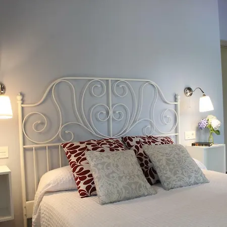 Carriles Rurales 4* 오비나라