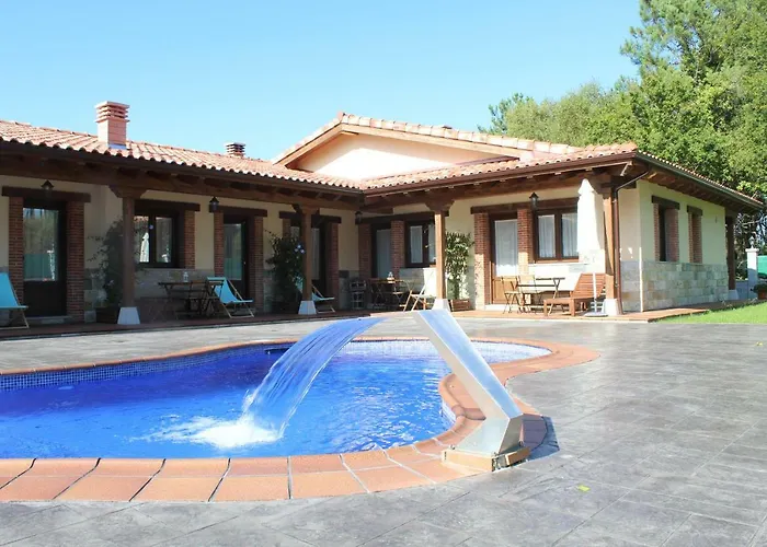 Apartahotel Carriles Rurales 4*