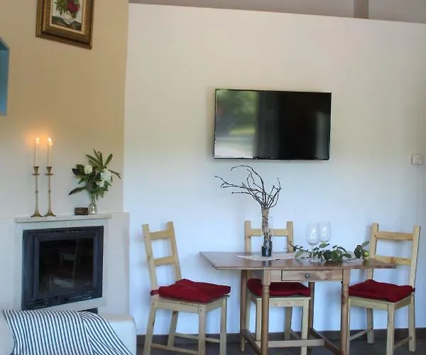 Carriles Rurales Apartahotel Oviñana